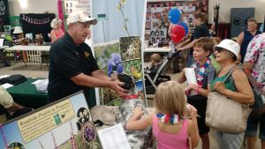 Wade Kisner at the Linn County Fair with local youth!  2016 Linn County Fair
 